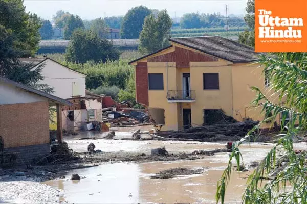 Italy swept by heavy rainfalls, flooding