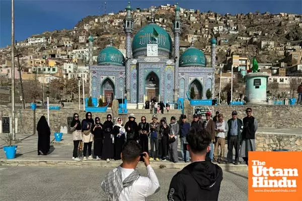 Afghanistan sees around 4,000 foreigners make inbound, outbound trips in 1 month