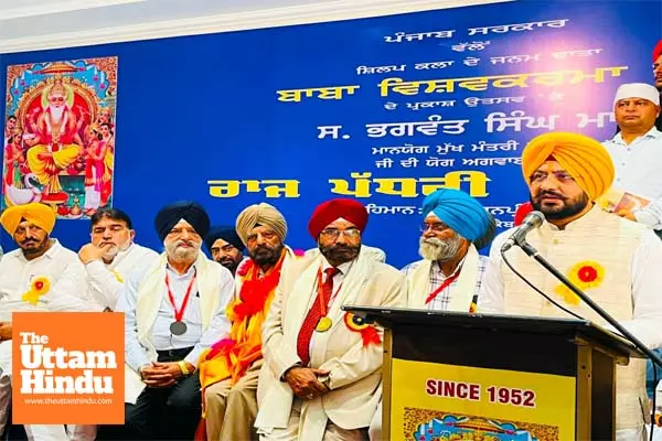 Cabinet Minister Tarunpreet Singh Sond exhorts people to follow path shown by Lord Vishwakarma Ji