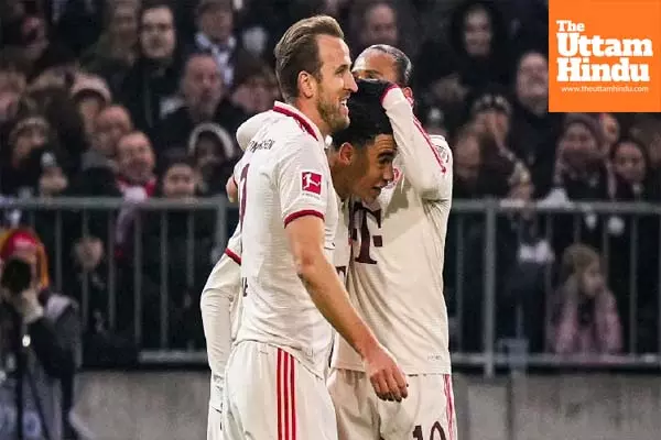 Bundesliga: Bayern edge St. Pauli to extend lead, Mainz stun Dortmund