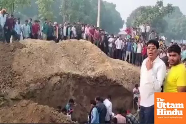 Mound collapse during soil digging for religious event kills four women, leaves many injured