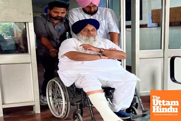 Shiromani Akali Dal president Sukhbir Singh Badal injured