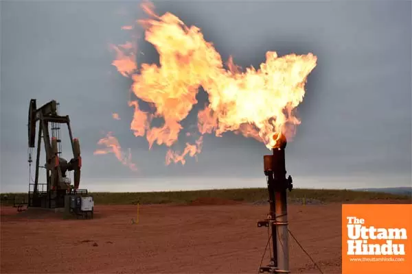 Oil, gas firms fail to set strict targets to stop methane leaking