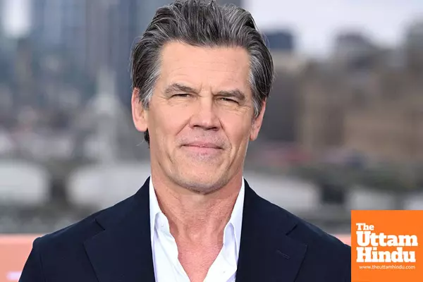 Josh Brolin reveals why he sleeps with nicotine pouches