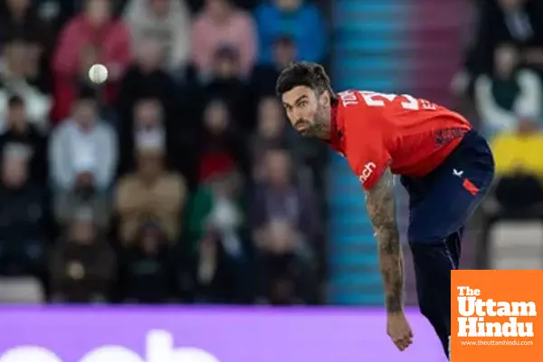 Reece Topley ruled out of remainder of West Indies T20Is due to knee injury