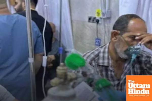 Chlorine gas leakage poisons 60 people in Iran