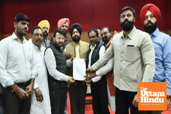 Dr. Ravjot Singh, Holds Meeting with Sanitation Workers and Sewermen Union