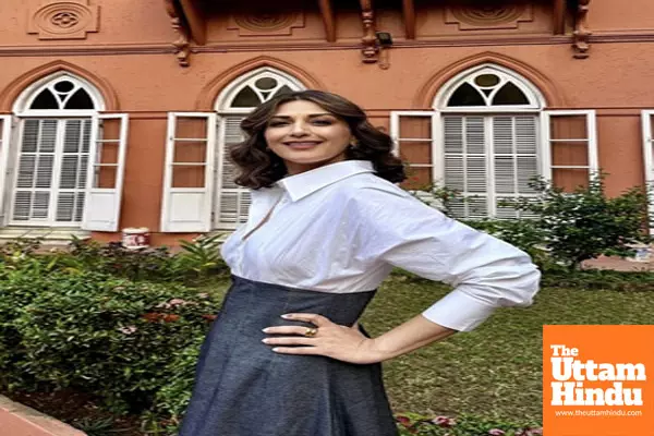 Sonali Bendre is in ‘college again’