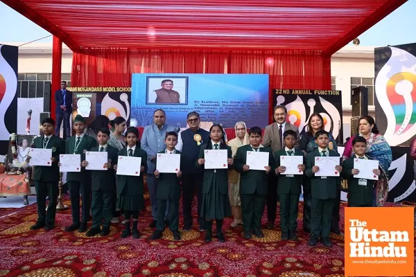 Presides over 22nd annual event of Swami Mohan Dass Model School, distributes prizes among students