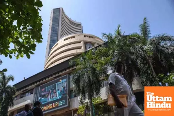 Indian stock market opens flat, PSU bank shares lead