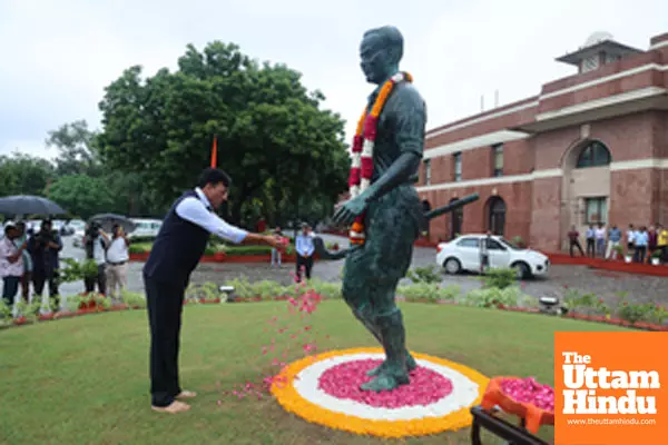 Sports Minister Mandaviya pays tribute to hockey wizard Major Dhyan Chand on his death anniversary