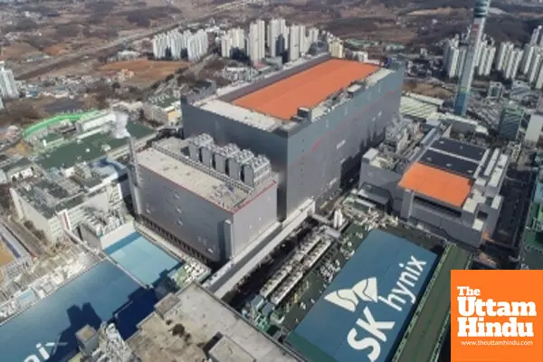 SK hynix creates new units for AI chip development, production