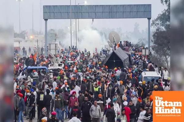 Farmers Protest Takes a New Turn: 101 Protesters Walk to Delhi, Heading for Haryana