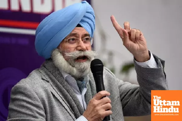 H.S. Phulka shakes Punjab politics: Senior lawyer joins Shiromani Akali Dal to revive its core values, watch the video!