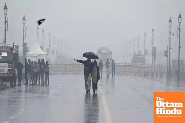 Brace for Chill: Rain and Cold Wave Sweep Through North India, Delhi-NCR on Alert