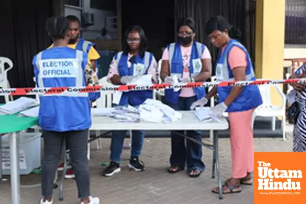 Counting begins as polls close in Ghanas presidential, parliamentary elections