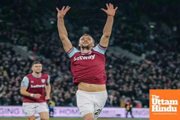 Premier League: West Ham beat Wolves to end winless run