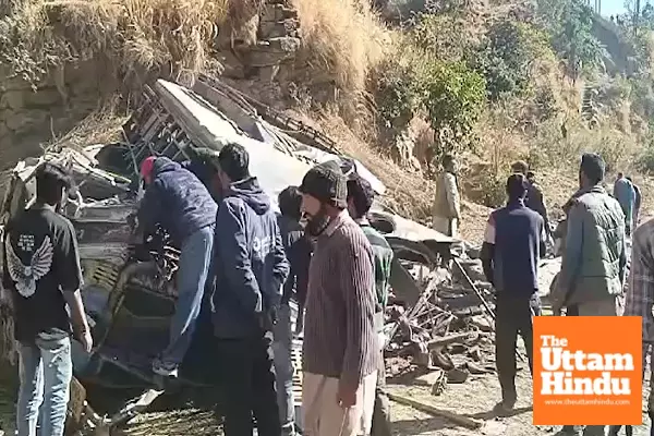 Private Bus Falls into Gorge in Kullu, Driver Dies on Spot, Several Injured