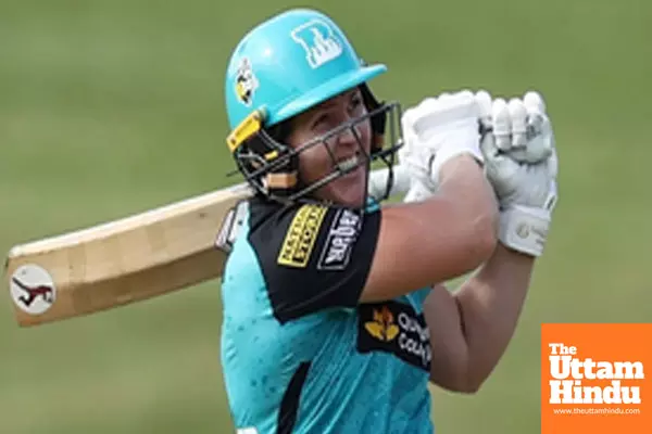 Harris and Gill join Sydney Thunders for WBBL 11