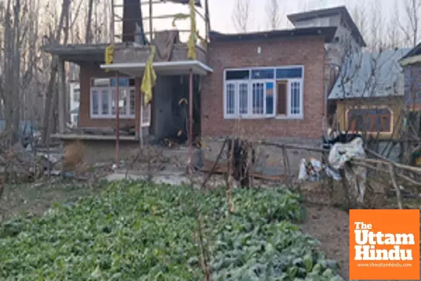 J&K: Police attaches house were four terrorists were killed in Kulgam