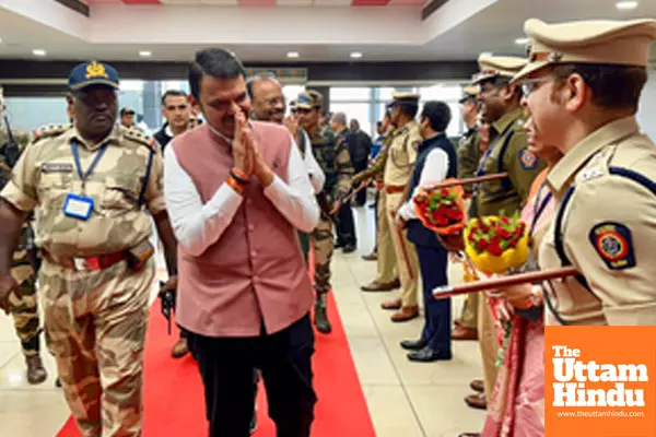 Nagpur: Maharashtra CM Devendra Fadnavis receives a warm welcome upon his arrival