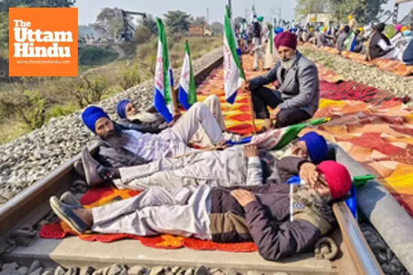 Commuters inconvenienced with rail roko protest by farmers in Punjab