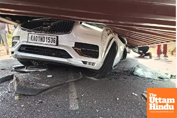 Tragic Bengaluru Highway Crash: CEO and His Family of Five Killed as Container Lorry Topples onto SUV!