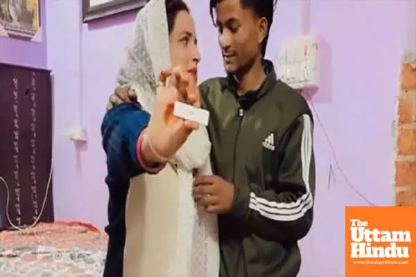 VIRAL WATCH: Seema Haider Who Came From Pakistan Confirms Pregnancy, Reveals Baby Bump as Proof of Expecting Sachin’s Child