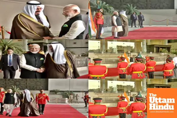 PM Modi accorded guard of honour at Kuwaits bayan palace