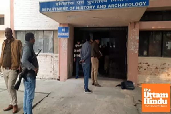 Student shoots self outside Maharshi Dayanand University in Rohtak, critical