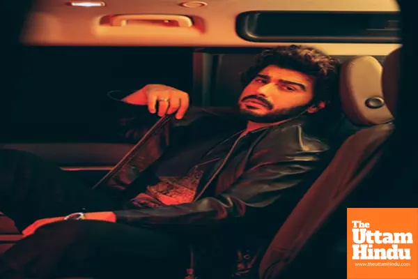 Arjun Kapoor falls victim to online scam, warns fans