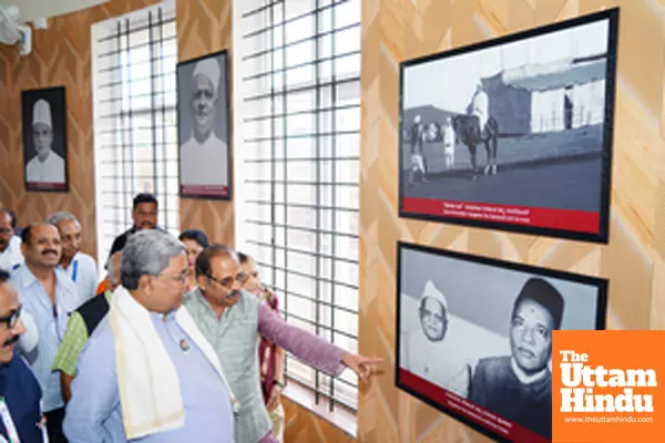 Belagavi: Karnataka Chief Minister Siddaramaiah inaugurates the memorial hall and photo gallery of Freedom Fighter Gangadhar Rao Deshpande