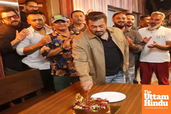 Salman Khan hosts intimate birthday celebrations