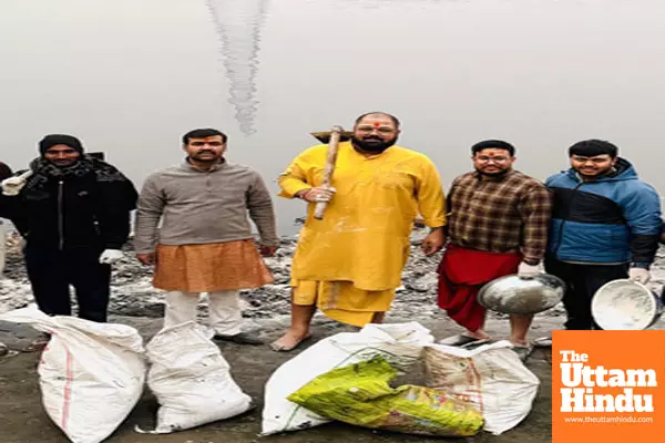 Powerlifter-turned-shooter Gaurav Sharma begins clean-up drive at Yamuna ghats