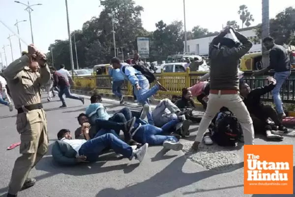 BPSC Exam Chaos: Patna Students Clash with Police in Heated Protest