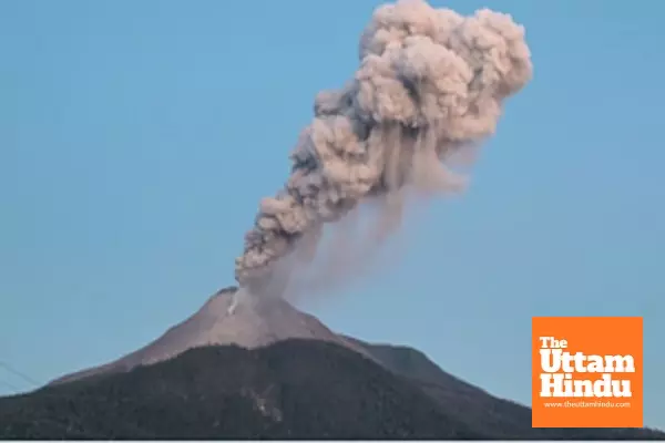 Mount Ibu in Indonesia erupts, prompting flight alert