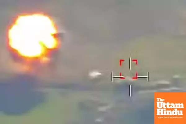 Ukraine shoots down Russian helicopter with drone for the first time: watch the attack VIDEO