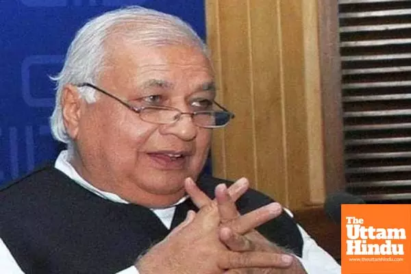 Bihar Guv Arif Mohammad Khan visits Lalu Prasads residence on New Year day