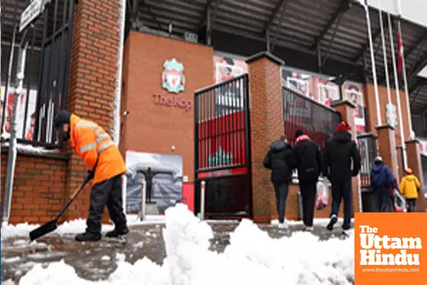 Liverpool vs Man Utd clash to go ahead amid severe weather warning