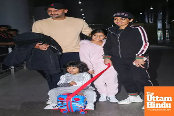 Mumbai: Celebrities Spotted At Airport