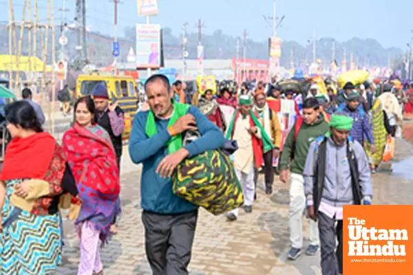 Prayagraj: Devotees arrive on the banks of the Sangam ahead of the Maha Kumbh Mela 2025