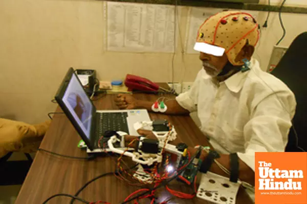 IIT Kanpur develops unique robotic hand exoskeleton for stroke rehabilitation