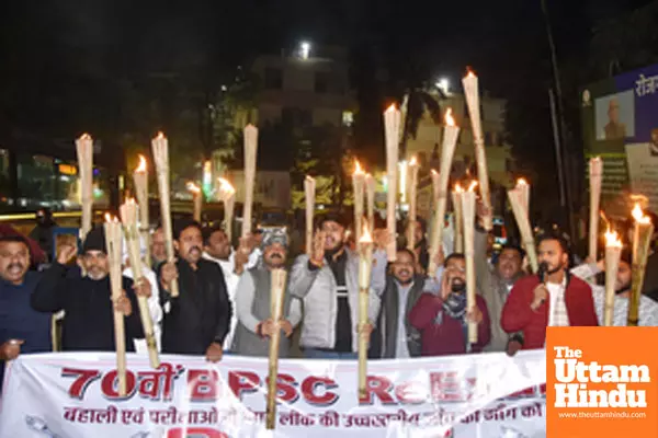 Patna: Jan Adhikar Party (JAP) workers take out a torch procession