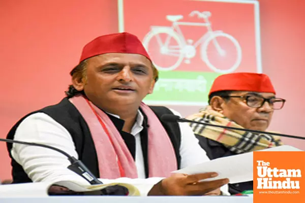 Lucknow: Samajwadi Party President Akhilesh Yadav addresses a press conference at the party office