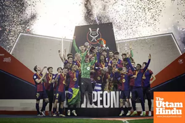 Barcelona crushes Real Madrid to win Spanish Supercup