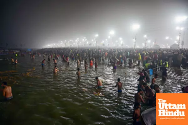 Prayagraj: Maha Kumbh begins with the Paush Purnima Snan