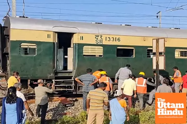 Five Train Coaches Derail, Hundreds of Lives Saved by Loco Pilots Quick Action