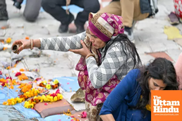 Prayagraj: Devotees perform rituals at the Triveni Sangam