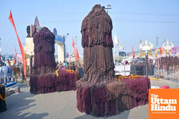 Prayagraj: Shivlingas crafted from approximately seven crore Rudraksha beads on display