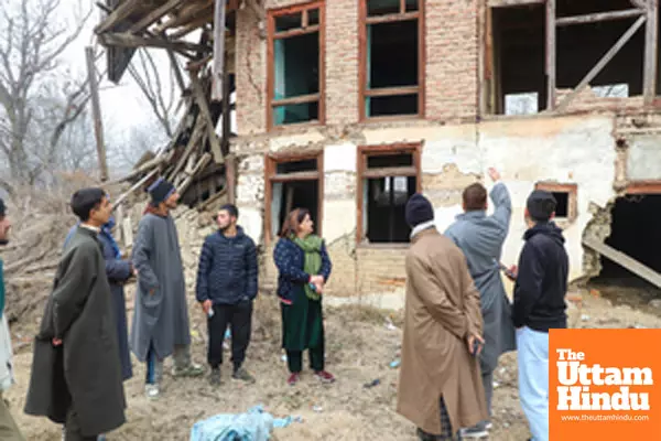 Baramulla: Kashmiri Pandits Inspect Destroyed Homes on Exodus Day